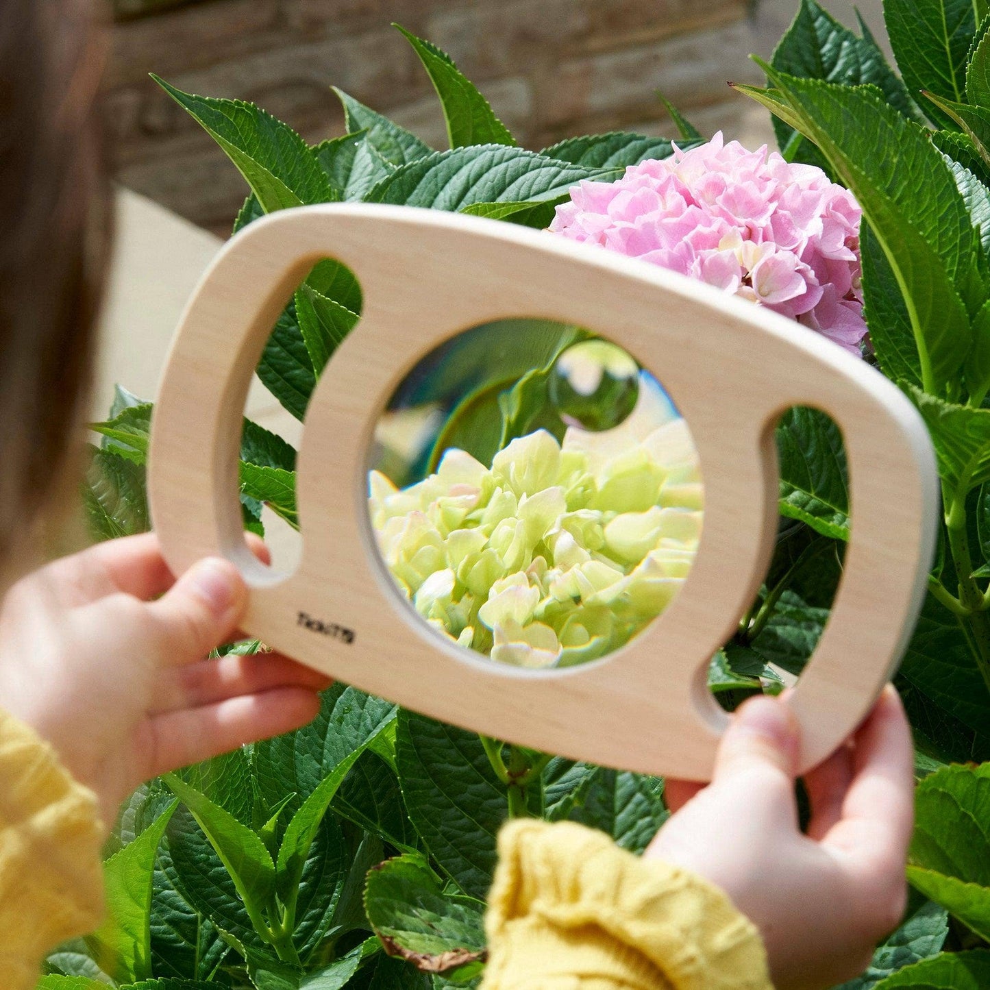 Montessori - Easy Hold Magnifier